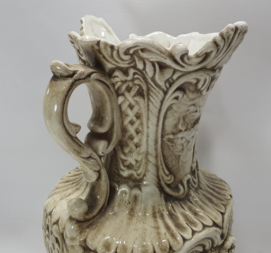 1900 BAŞLARI CAPODİMONTE BÜYÜK BOY VAZO