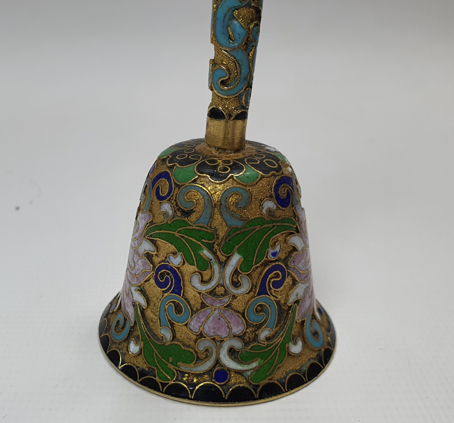 ÜZERİ MİNE İŞÇİLİKLİ UŞAK ZİLİ