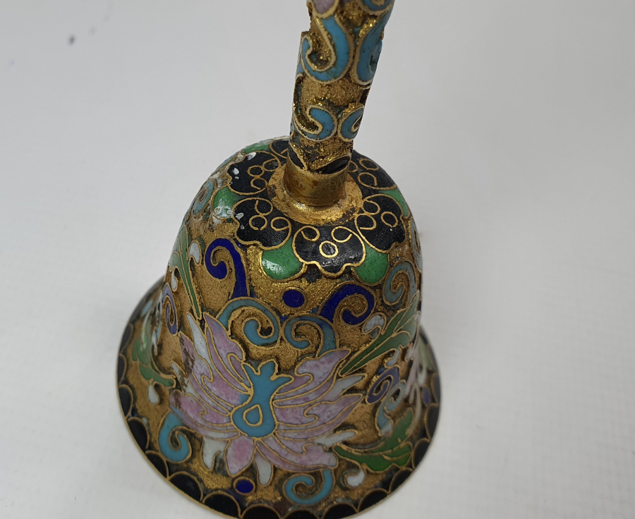 ÜZERİ MİNE İŞÇİLİKLİ UŞAK ZİLİ