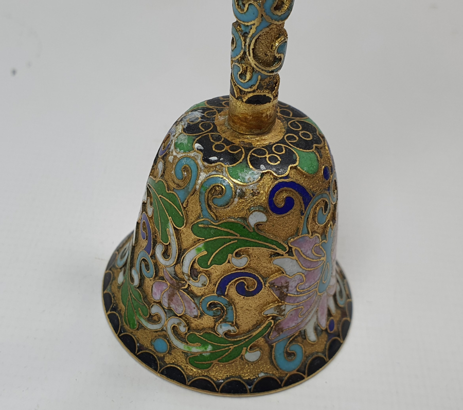 ÜZERİ MİNE İŞÇİLİKLİ UŞAK ZİLİ