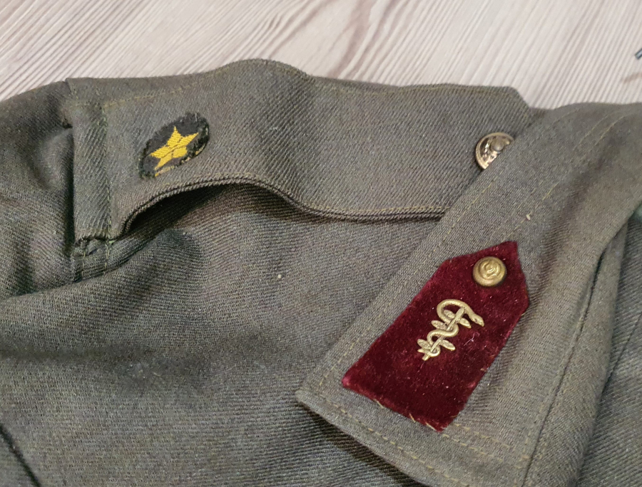 KORE SAVAŞI DÖNEMİ KORE TÜRK TUĞAYI PEÇLİ TABİP SUBAY KIYAFETİ