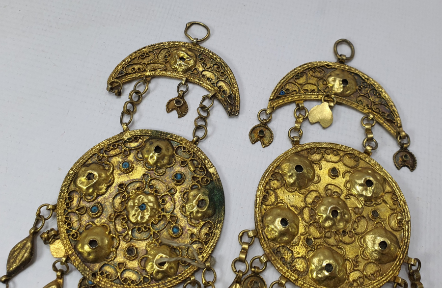 OSMANLI DÖNEMİ GÜMÜŞ ÜZERİ ALTIN VERMEYLİ NADİR FES SÜSÜ