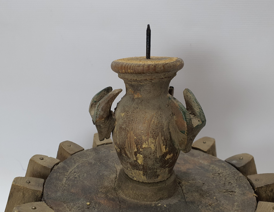 OSMANLI DÖNEMİ KOÇ BAŞLI AHŞAP TAVAN GÖBEĞİ