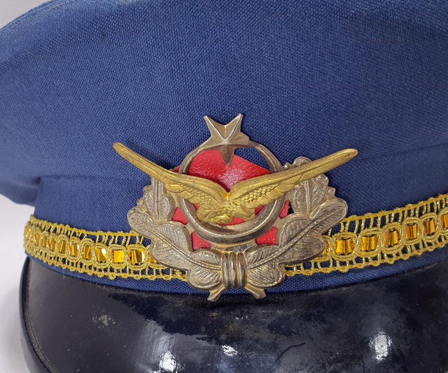 ANTİKA HAVA SUBAYI ŞAPKASI