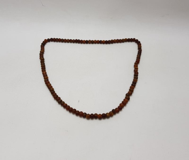 BOYNUZDAN YAPILMIŞ KOLYE 