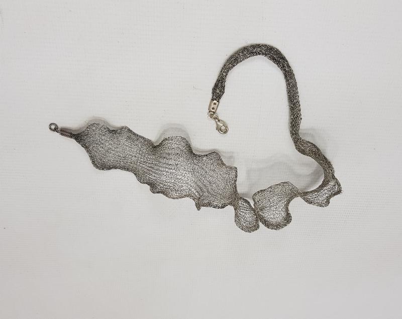 ELASTİK GÜMÜŞ KOLYE