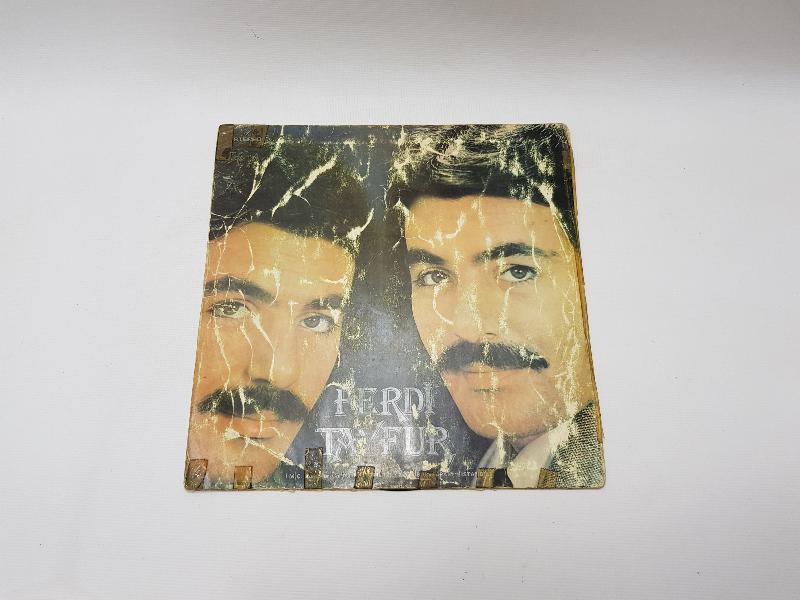 FERDİ TAYFUR FERDİ 77 33 DEVİR LP PLAK 