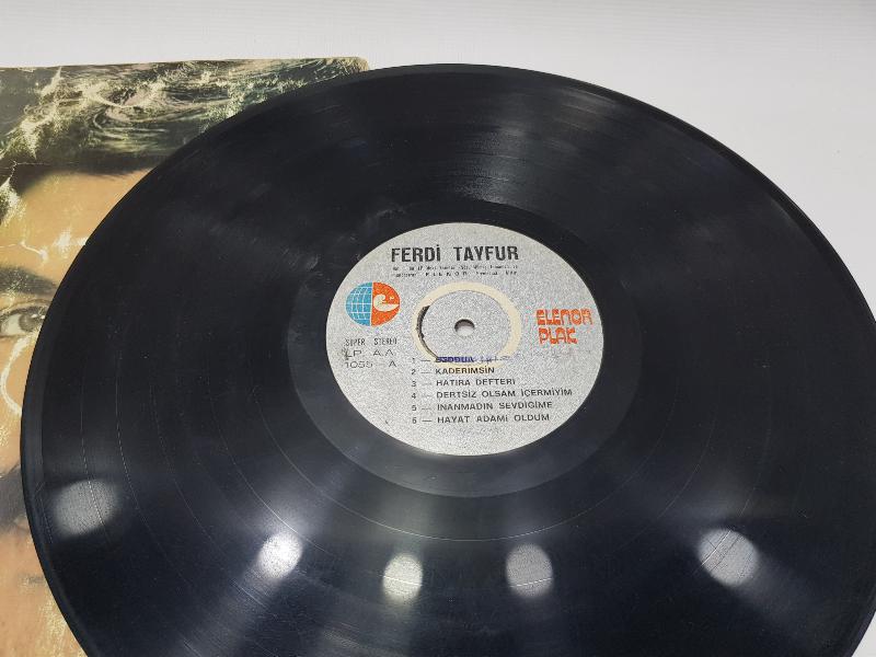 FERDİ TAYFUR FERDİ 77 33 DEVİR LP PLAK 