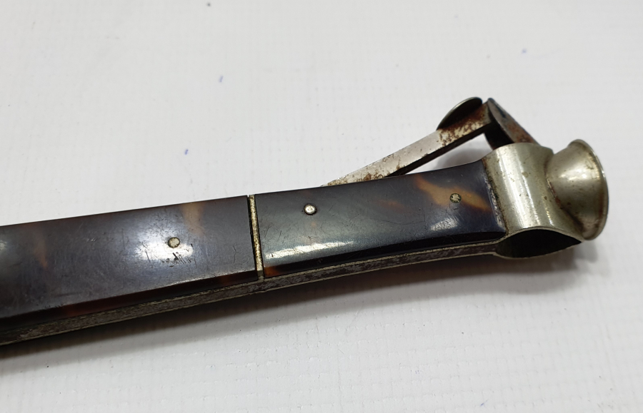 KAPLUMBAĞA KABUĞUNDAN (BAĞA) MAMUL PURO KESME ALETİ