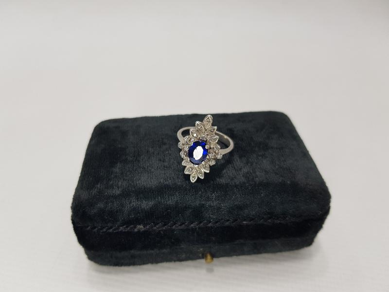 SAFİR TAŞLI PIRLANTA YÜZÜK 