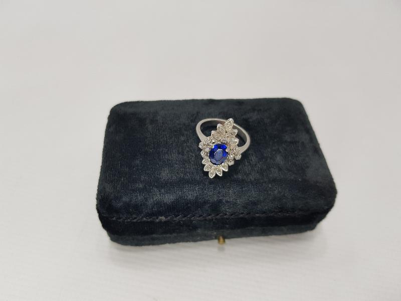 SAFİR TAŞLI PIRLANTA YÜZÜK 