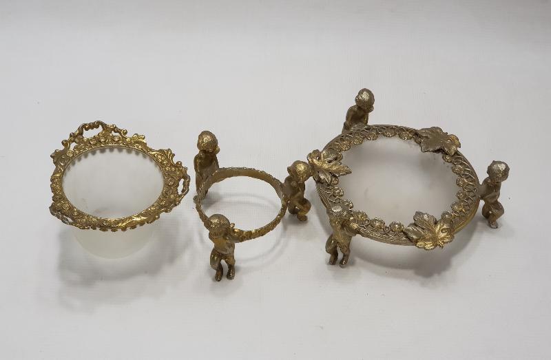 ART DECO SABUNLUK VE DİŞ FIRÇALIĞI 