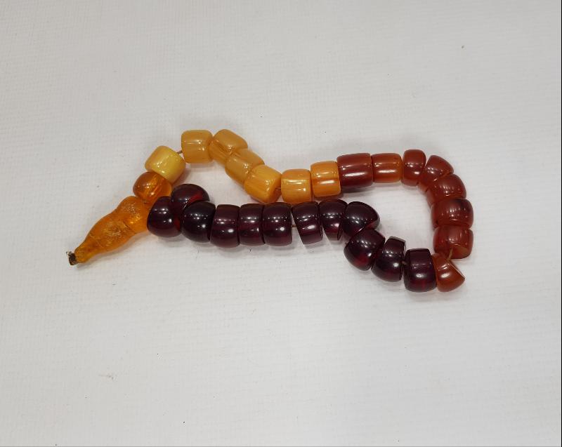 KEHRİBAR, KATALİN VE BAĞA TANELERDEN OLUŞAN ANTİKA TESBİH 