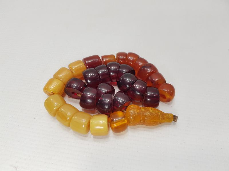 KEHRİBAR, KATALİN VE BAĞA TANELERDEN OLUŞAN ANTİKA TESBİH 