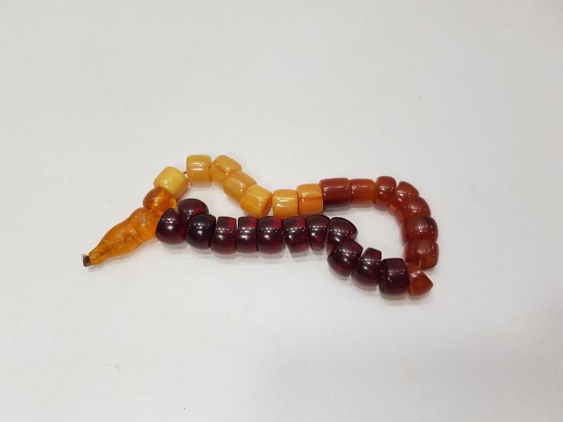 KEHRİBAR, KATALİN VE BAĞA TANELERDEN OLUŞAN ANTİKA TESBİH 