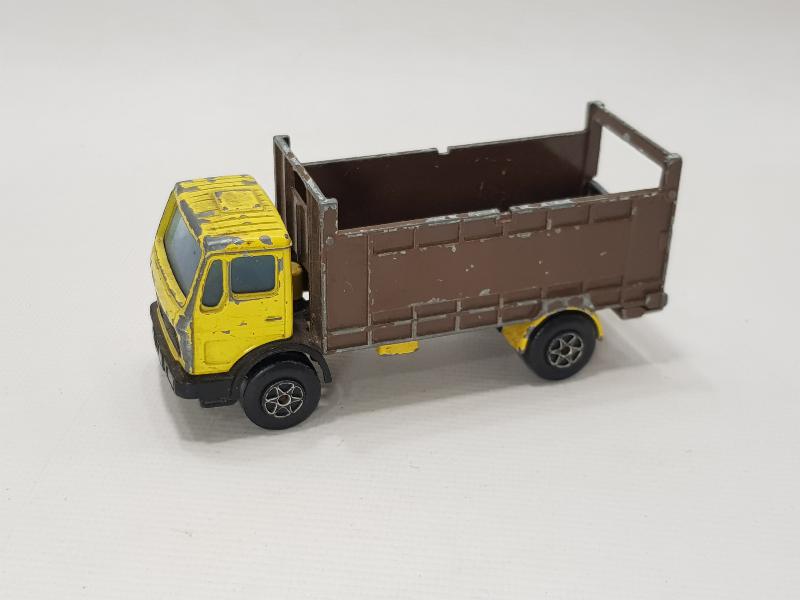 MAJORETTE MERCEDES OYUNCAK KAMYON 