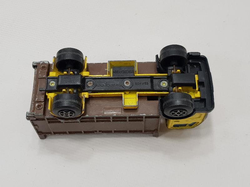 MAJORETTE MERCEDES OYUNCAK KAMYON 