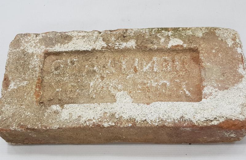 OSMANLI DÖNEMİ RUMCA YAZILI TUĞLA