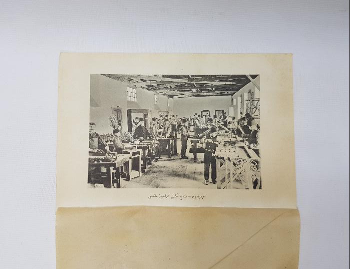 OSMANLI GRAVÜR: BURSA HAMİDİYE SANAYİ MEKTEBİ MARANGOZHANESİ