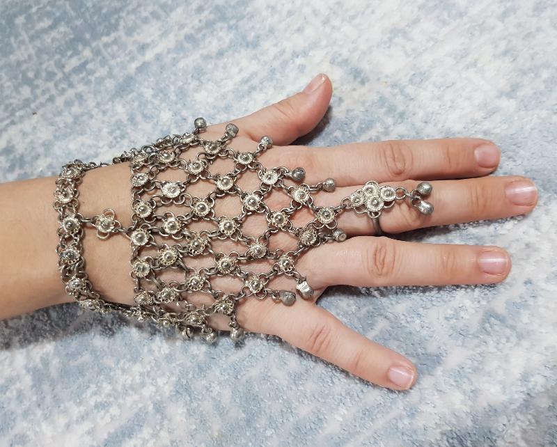 TÜRKMEN İŞİ NADİR FORMDA TAKI