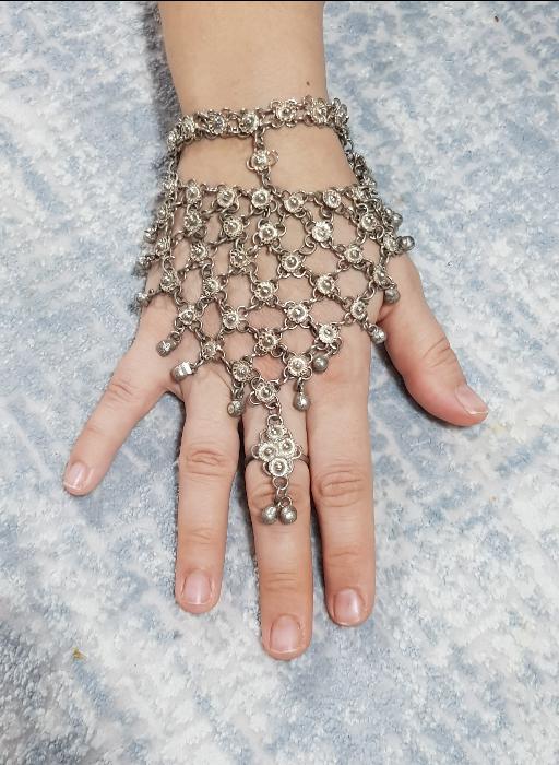 TÜRKMEN İŞİ NADİR FORMDA TAKI