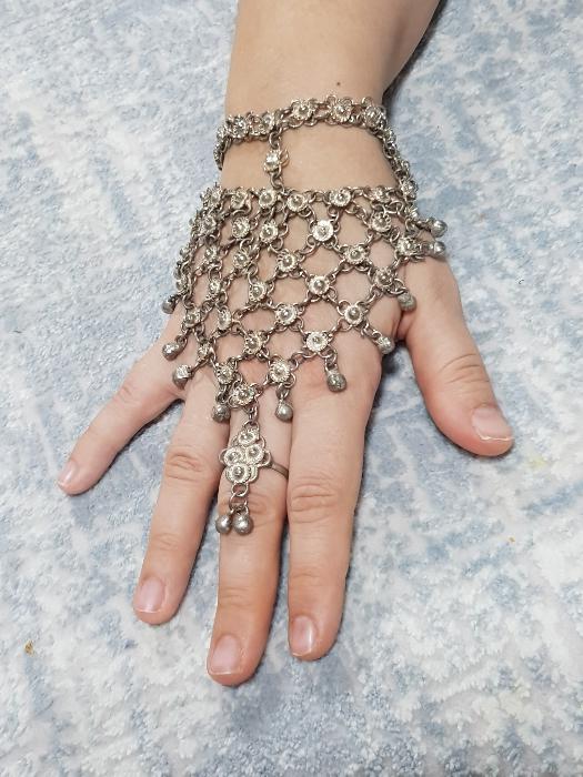 TÜRKMEN İŞİ NADİR FORMDA TAKI