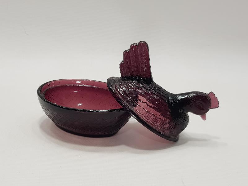 YUMURTLAYAN TAVUK TEMALI MURANO ŞEKERLİK 