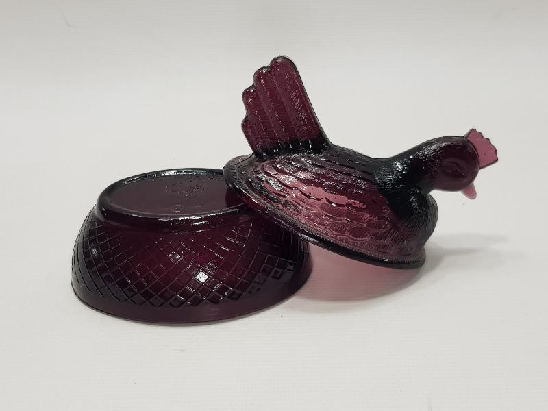 YUMURTLAYAN TAVUK TEMALI MURANO ŞEKERLİK 