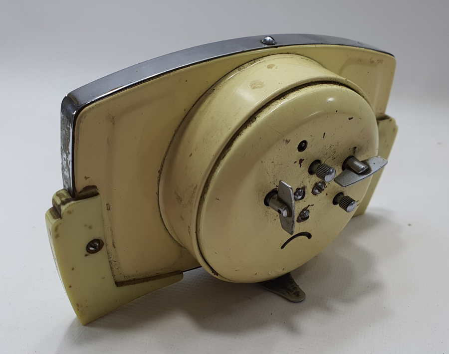 ANTİKA KURMALI MASA SAATİ