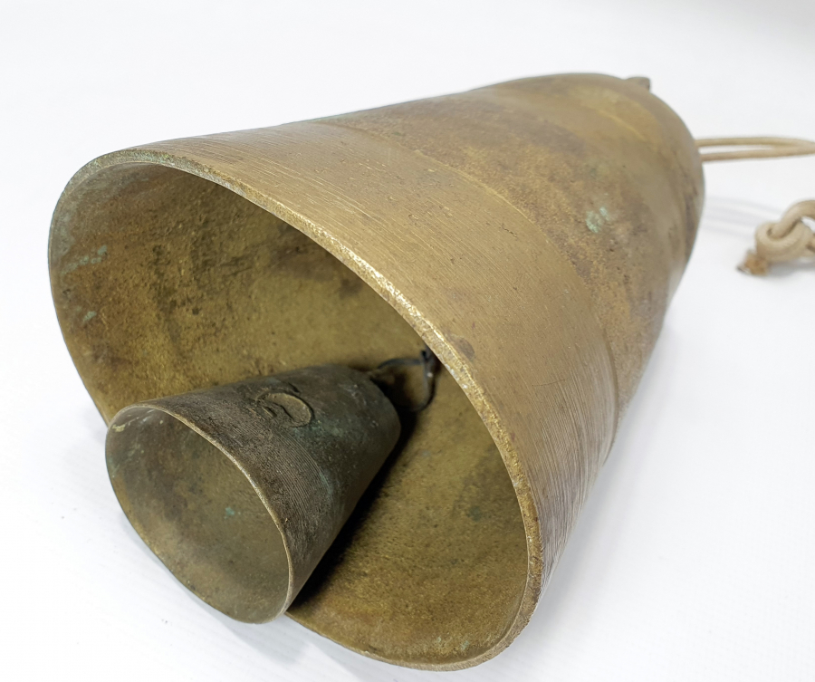 BÜYÜK BOY ANTİKA DEVE ÇANI