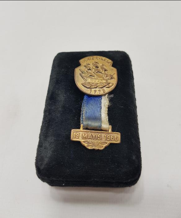 1966 DENİZ LİSESİ MADALYA