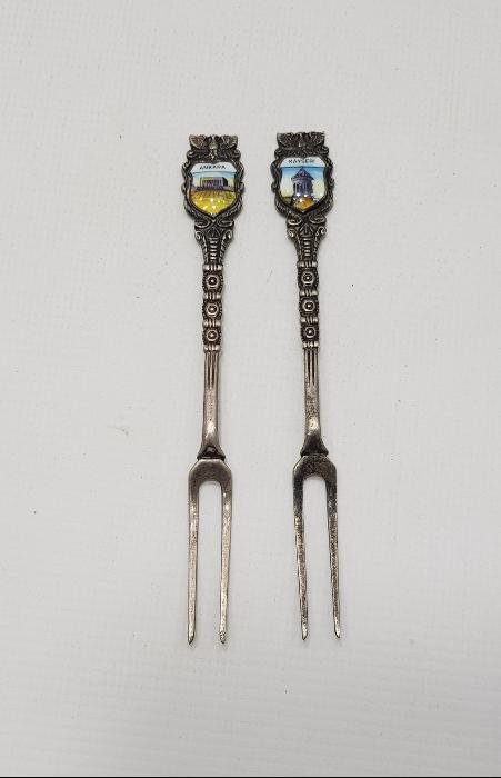 MİNE İŞLEMELİ ANKARA VE KAYSERİ TEMALI GÜMÜŞ BİR ÇİFT ÇATAL