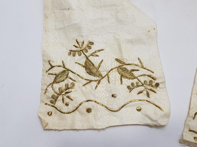 OSMANLI DÖNEMİ ALTIN TEL KIRMA İŞLEMELİ İPEK UÇKUR