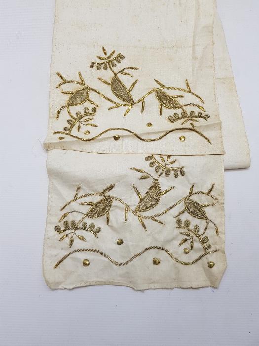 OSMANLI DÖNEMİ ALTIN TEL KIRMA İŞLEMELİ İPEK UÇKUR