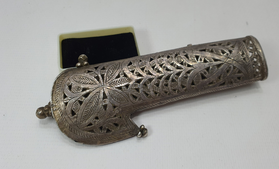 ARKASINDA SAHİBİNİN ADI YAZILI OSMANLI DÖNEMİ GÜMÜŞ ŞAŞKA KILICI SAPI