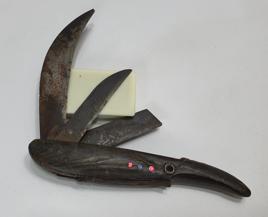 OSMANLI DÖNEMİ BOYNUZDAN MAMUL HAYVAN FORMUNDA 3 LÜ ÇAKI