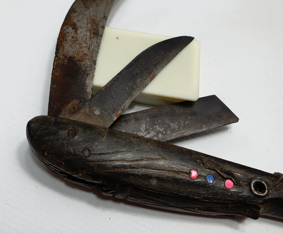 OSMANLI DÖNEMİ BOYNUZDAN MAMUL HAYVAN FORMUNDA 3 LÜ ÇAKI