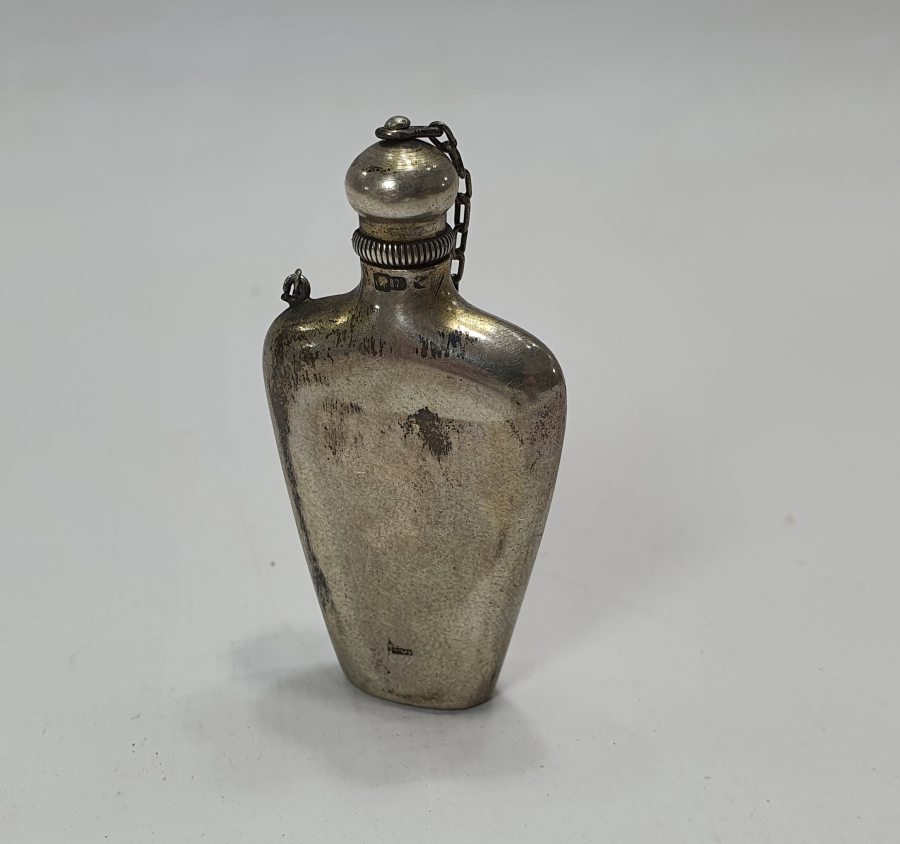 1900 BAŞLARI KALEM İŞÇİLİKLİ GÜMÜŞ KOKULUK