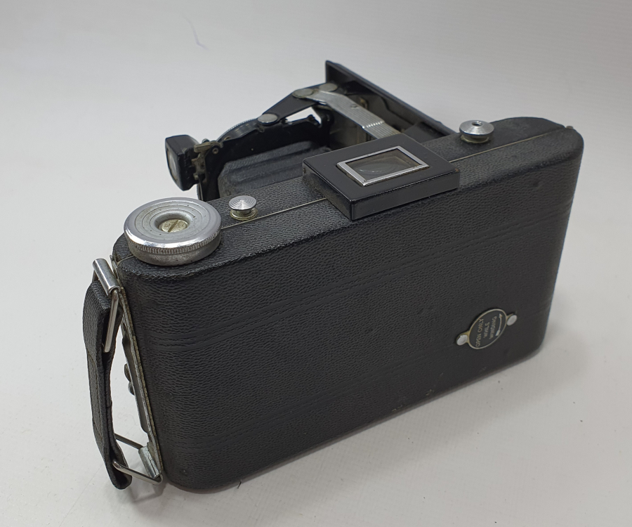 ANTİKA ÇİL KONDİSYONDA KÖRÜKLÜ FOTOĞRAF MAKİNESİ