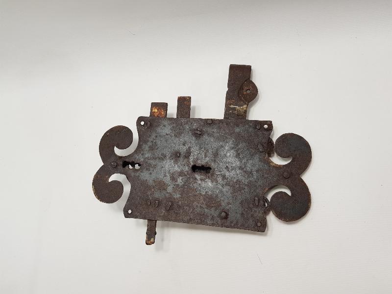 OSMANLI DÖNEMİ AHŞAP KONAK KAPISI KİLİDİ