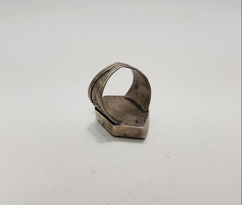 OSMANLI DÖNEMİ MERCANLI GÜMÜŞ YÜZÜK