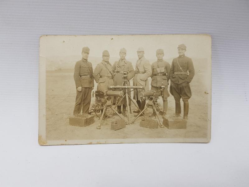 OSMANLICA İTHAFLI FOTOĞRAF: MAKİNALI TÜFEKLERLE TALİM 