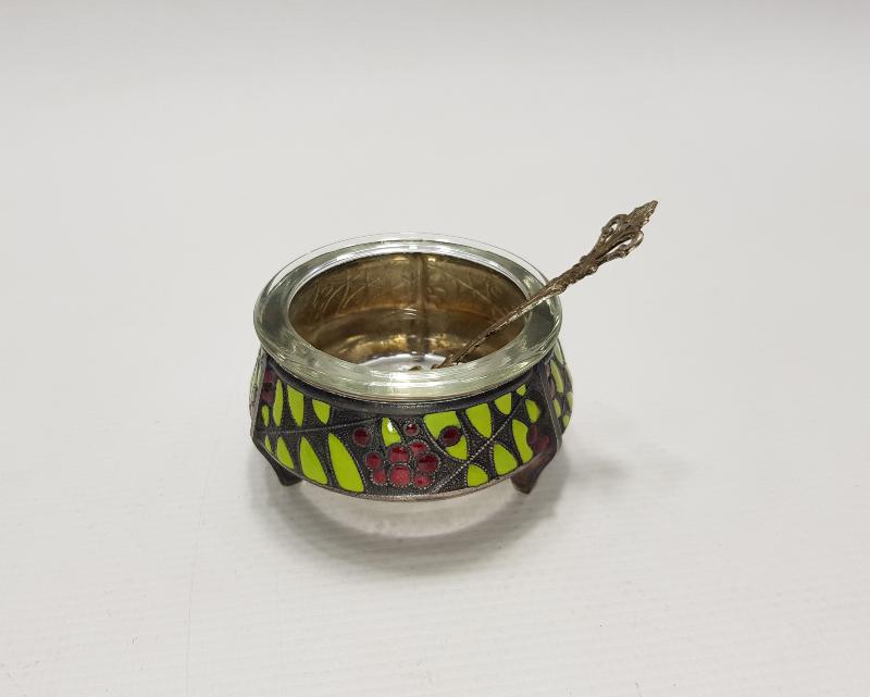 RUS YAPIMI MİNELİ HAVYARLIK 