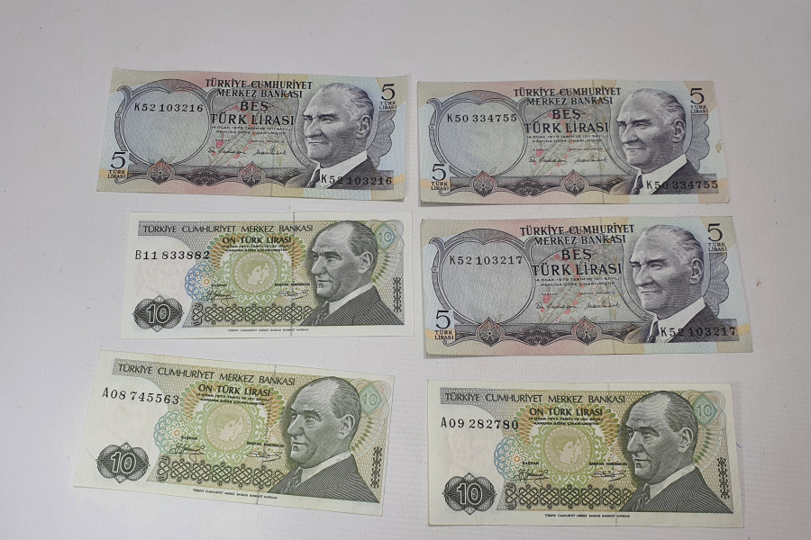 ANTİKA ÇİL KONDİSYONDA 5 VE 10 LİRALAR