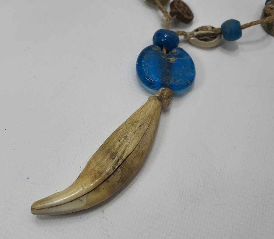 OSMANLI DÖNEMİ AYI DİŞİ ŞAMAN İŞİ KOLYE