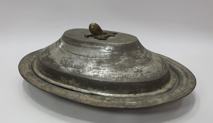 OSMANLI DÖNEMİ PALAMUT TUTMAÇLI KAPAKLI SAHAN