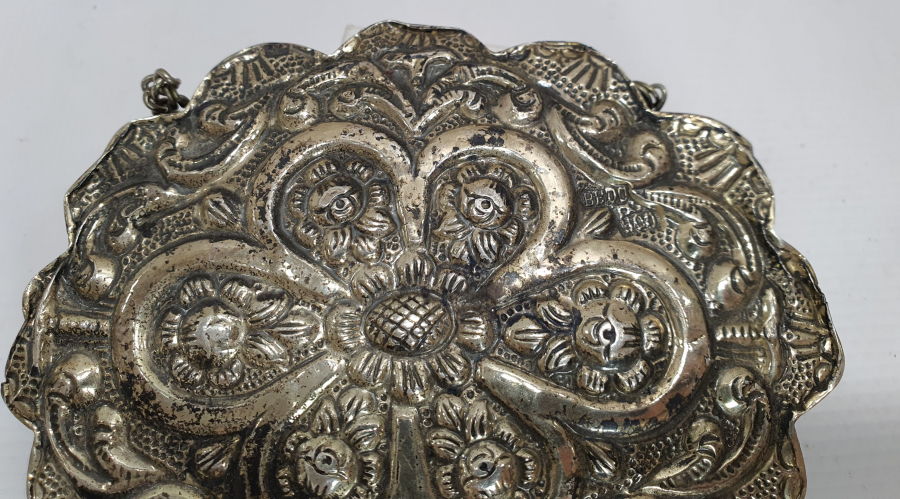 ANTİKA GÜMÜŞ DUVAR AYNASI