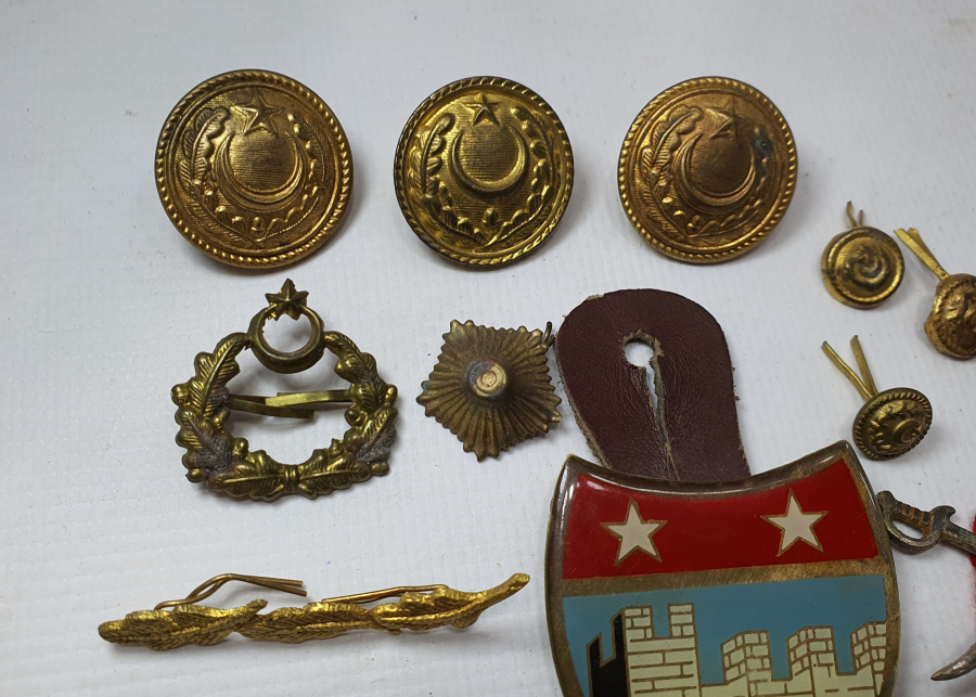 ANTİKA SUBAY BRÖVE ROZET VE KOKART LOTU