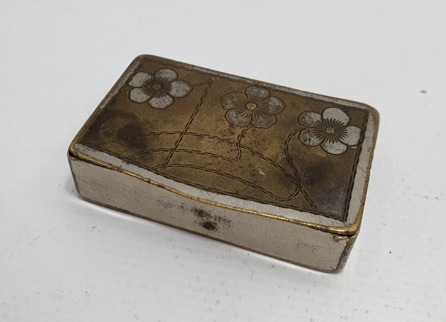 OSMANLI DÖNEMİ KALEM İŞÇİLİKLİ ENFİYE KUTUSU