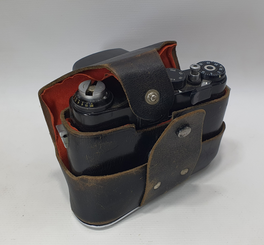 ANTİKA ZENİTH FOTOĞRAF MAKİNASI